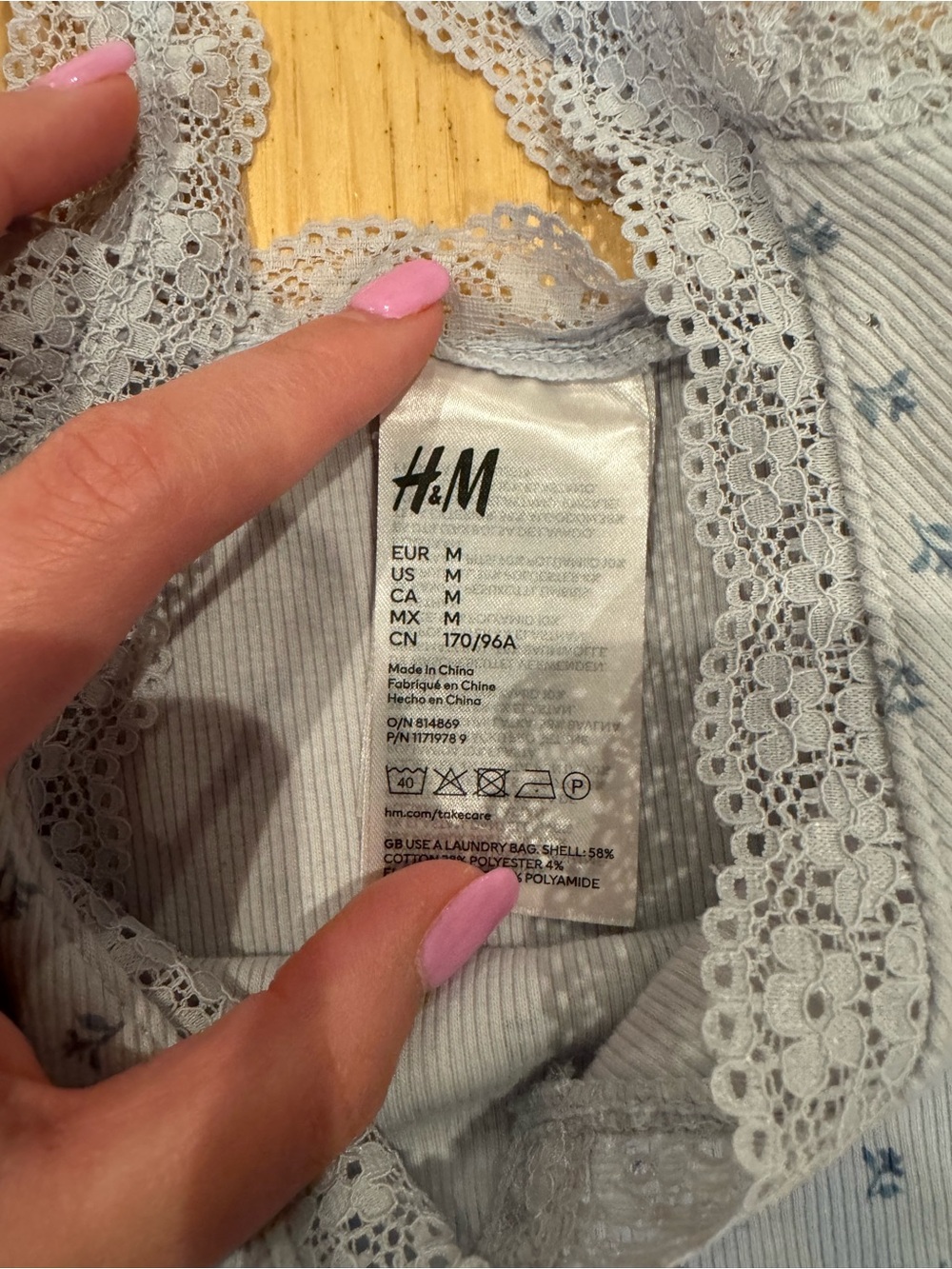 H&M Tank Top - Picture 3 of 6
